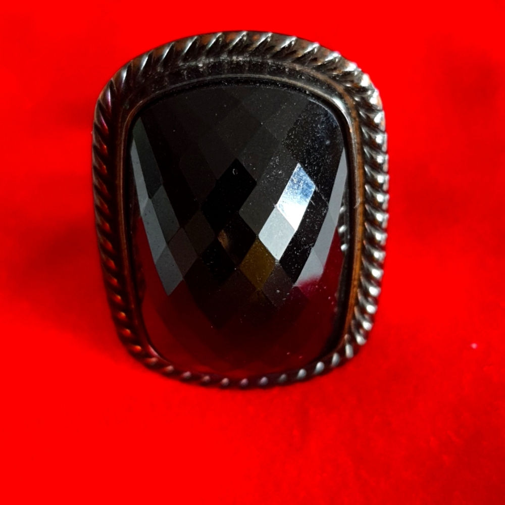 Gothcore romantic ring